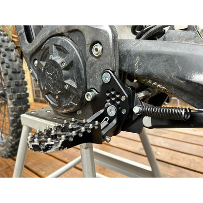 Arctic Leopard XE Pro S /Pro R Drop Peg Brackets
