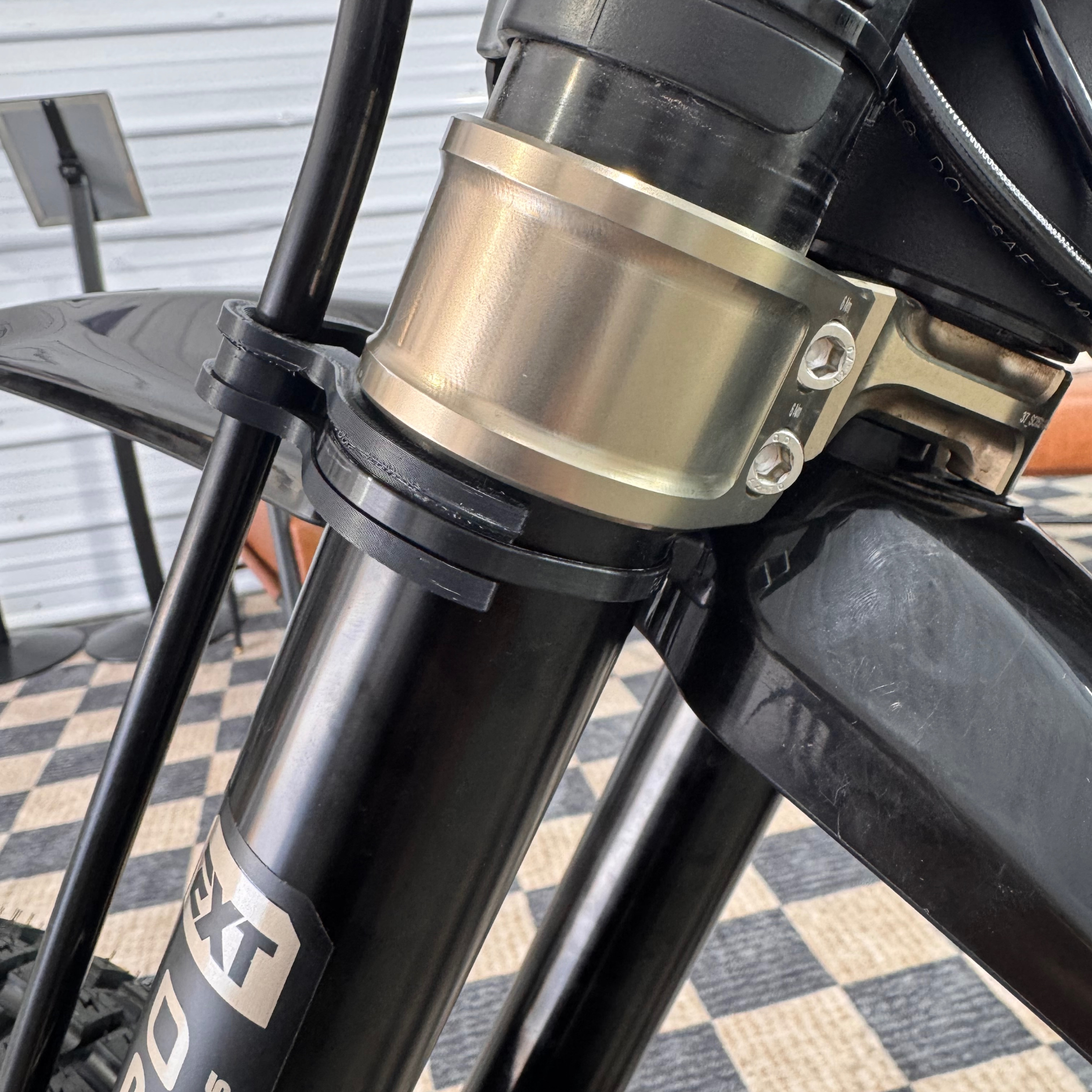 Universe Brake Cable Guide